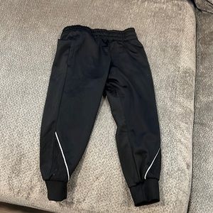 Boys black joggers Size 2T